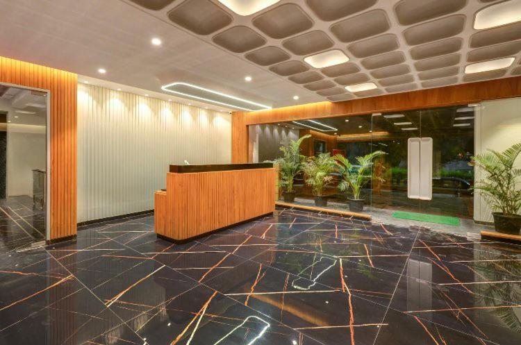 Pinnacle Grand Hotel Ахмедабад Екстер'єр фото